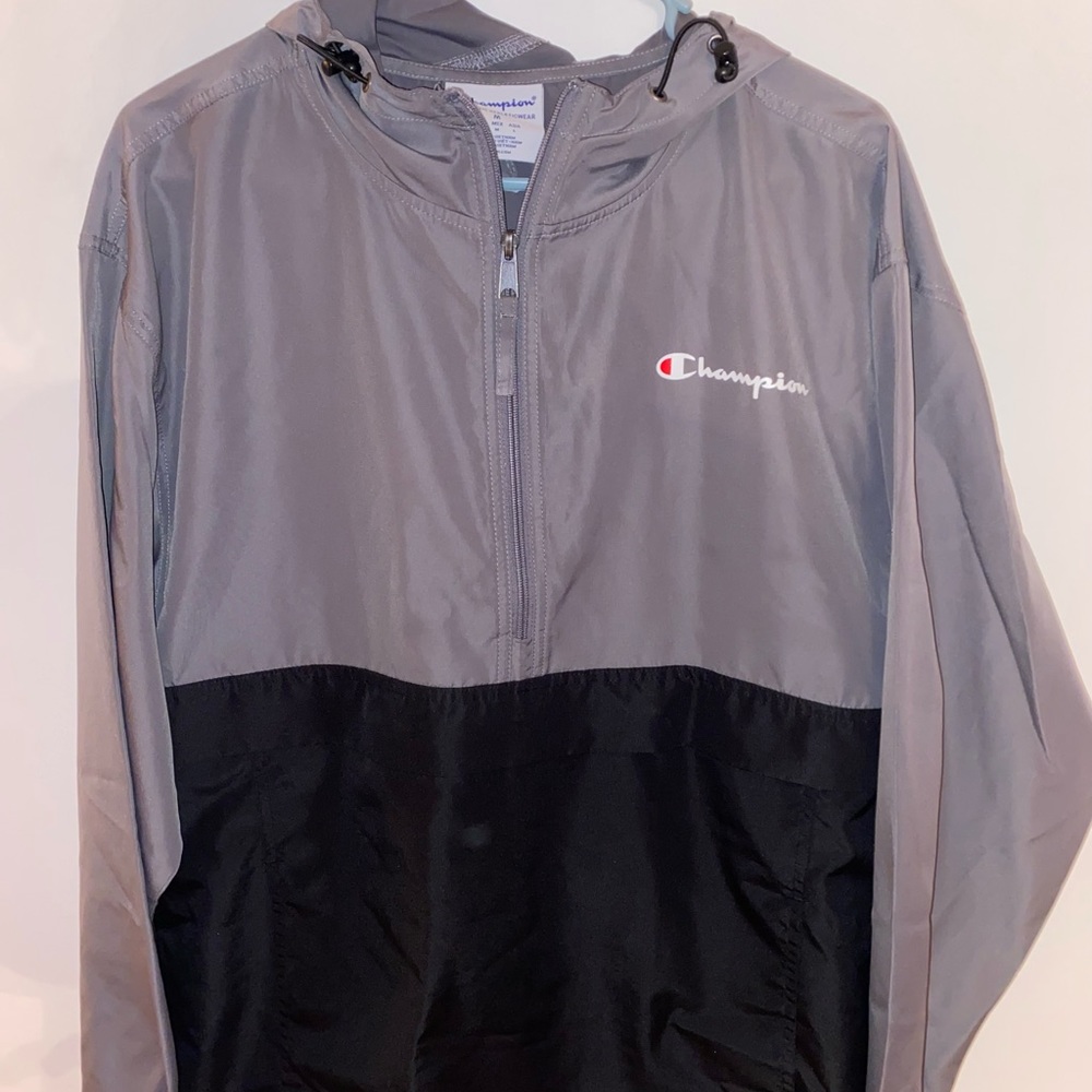 Champion wind breaker